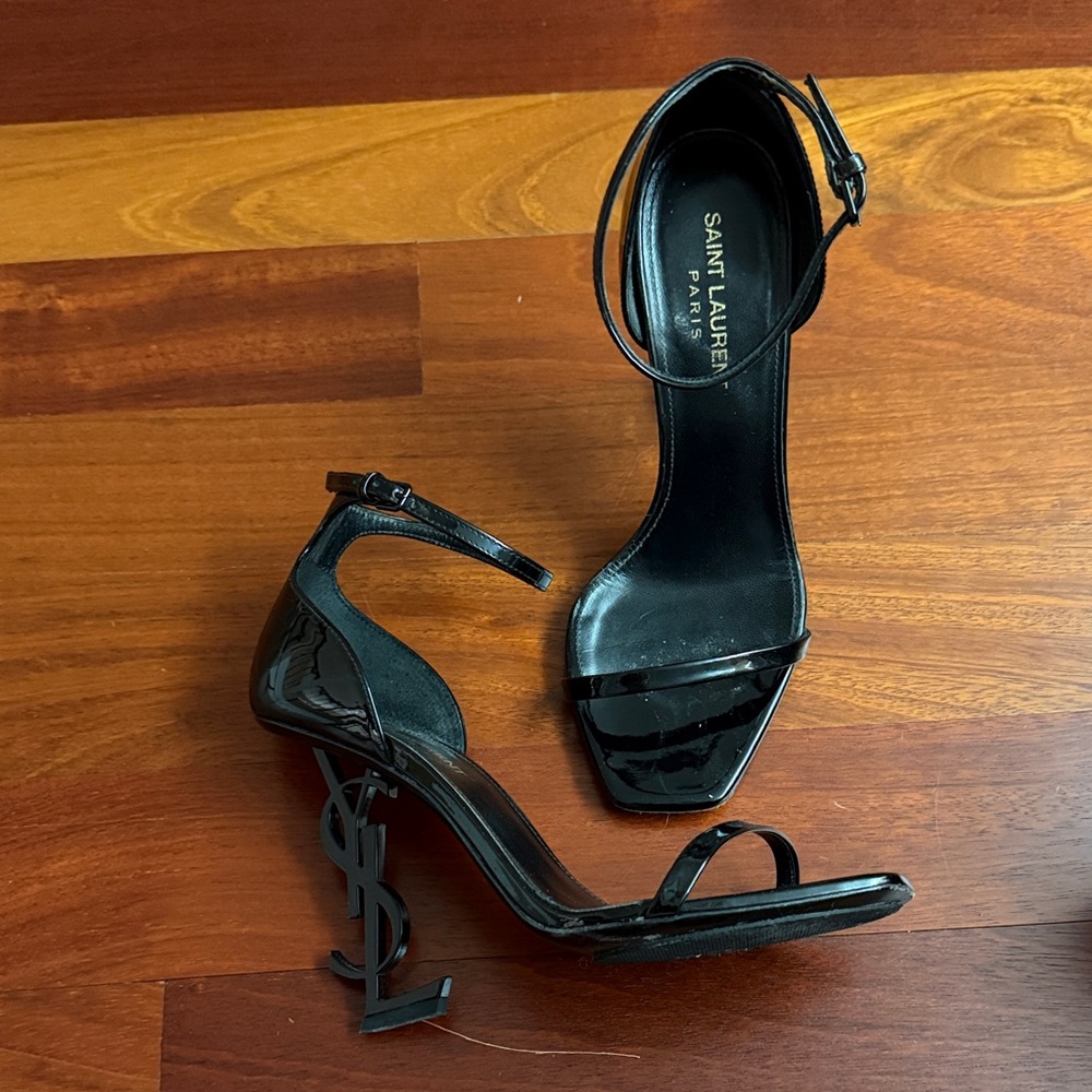 Saint Laurent Black Patent Leather Heels